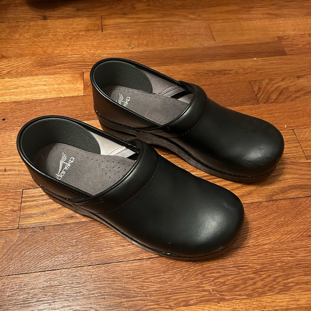 Dansko women’s clogs